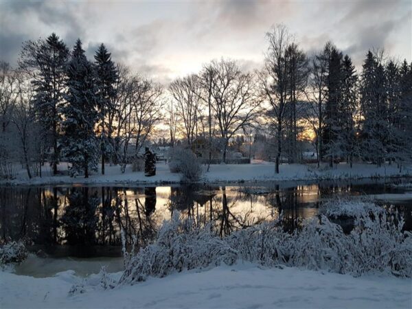 Tuttava linna tuled  – Kehra maagia