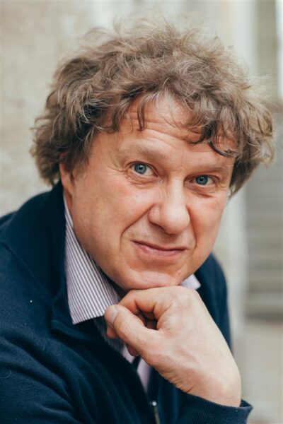 Seitseteist kevadist hetke eesti lastekirjandusega