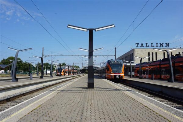 Suitsu nurk VI  &mdash; Jan Kausi &bdquo;Balti jaam&ldquo;