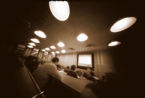 &Auml;&auml;rem&auml;rkusi teaduse vahelt. Dressidega ballisaalis