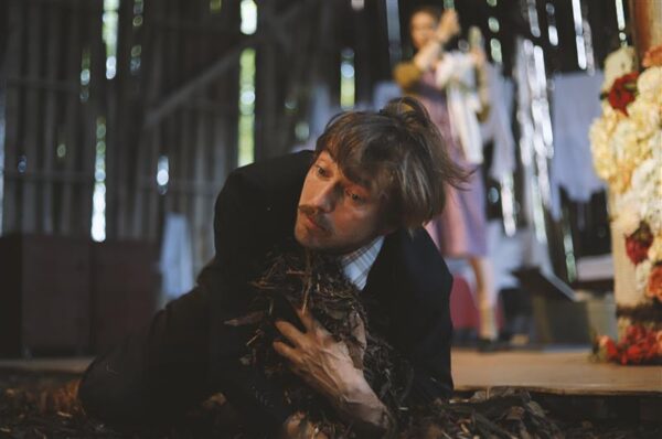 Piiridel balansseeriv Petserimaa igatsus