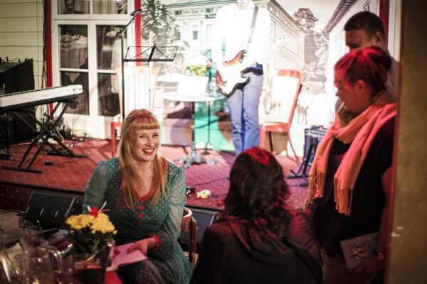 Armastuse mustrid, k&uuml;mned v&otilde;imalused, t&auml;hendused