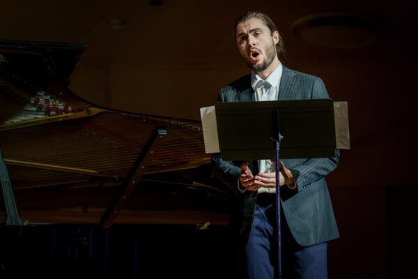 Pihtimuslikke noppeid muljete m&uuml;riaadist