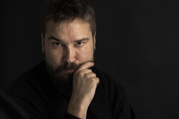 Jukka Viikil&auml; p&auml;lvis teist korda Finlandia auhinna