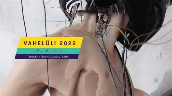 Tantsulavastus kolmes vaatluses