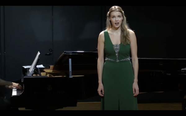 Ava süda virtuoossele püstijalakomöödiale