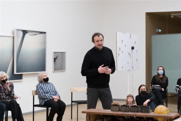 Maa-alused helid galeriiruumi valgusvihus