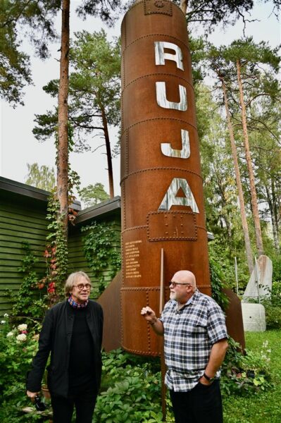 Kujur v&otilde;tab kuju