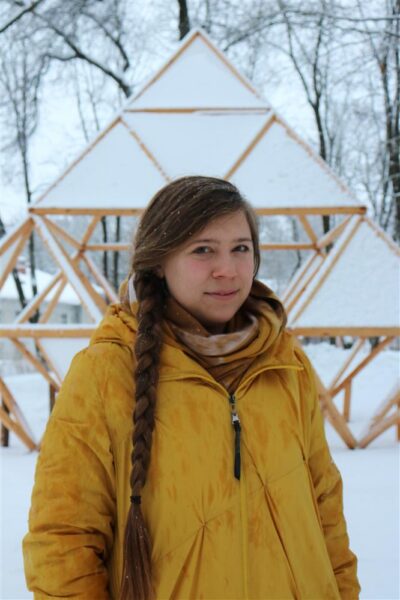 K&uuml;lalislahke avaramate v&otilde;imalustega maja