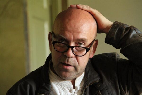 Pealelend  &ndash; Peeter Laurits, kunstnik, &bdquo;Biotoopia&ldquo; peakorraldaja ja ka kunstiprogrammi kuraator