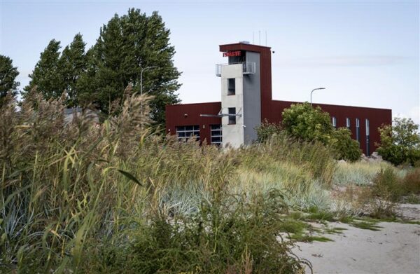 Modernist, kes eelistab j&auml;&auml;da m&auml;rkamatuks