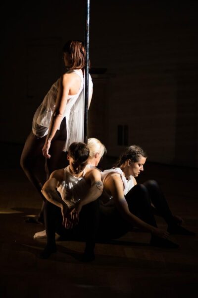 Postitants legitiimsuse ja &otilde;ilistuse otsinguil