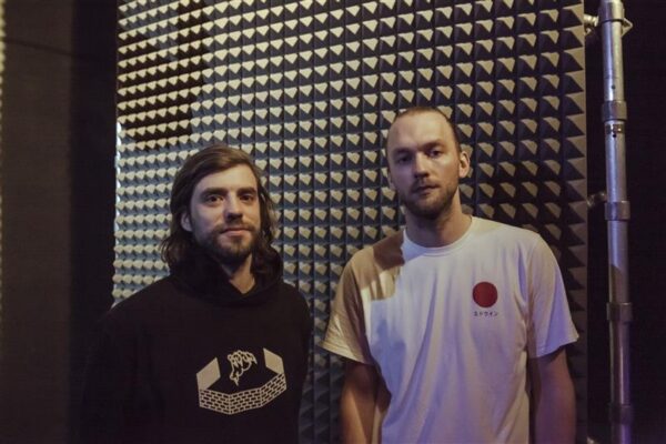 Kestvasse olevikku sulgumise masin