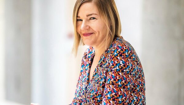 BARBI PILVRE, kommunikatsiooniekspert