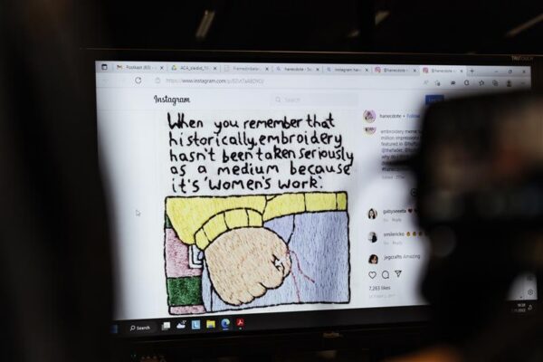 Feministliku, mitte naiskunstiajaloo poole!