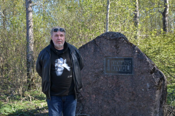 Kivi&otilde;li. Siidisuka piirkond &ndash; Vargak&uuml;la &ndash; Rubljovka. Ehitajate 3