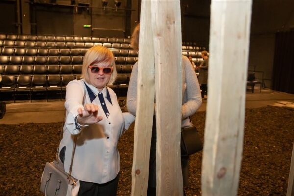 Kuidas teatrile ligi p&auml;&auml;seda?