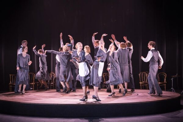 „Tiit Pagu“ ideeline külg