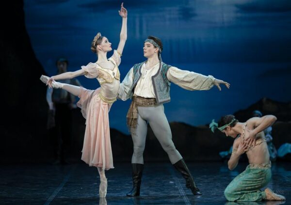 Haaremi haare balletilaval