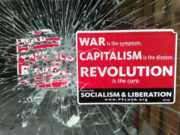 Mida peab tegema valija, kellele natsionaalsotsialism ei meeldi?