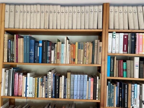 Sissejuhatus kirjandusajakirjandusse