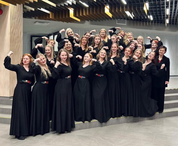 Säilenõtke kooriliikumine rahvusvahelises võistluses