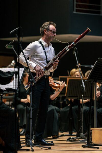 Karged hoovused avali (kultuuri)aknast