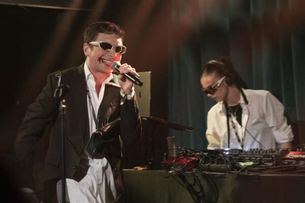 Muusika liigub läbi Euroopa