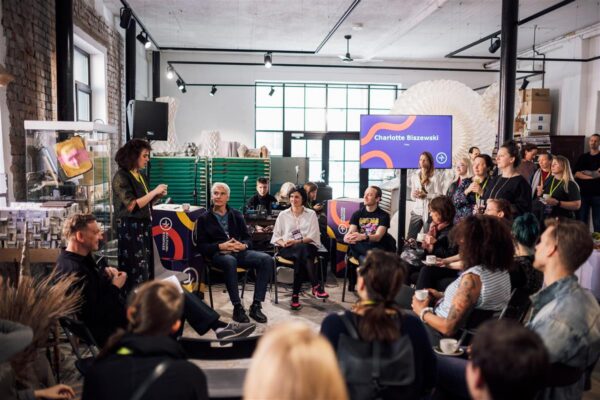 Mobiilsus, spontaansus ja koost&ouml;&ouml;