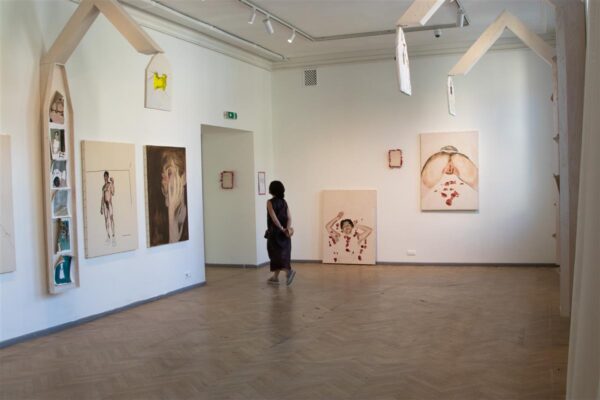 EKA l&otilde;petajad on vallutanud Tallinna Kunstihoone