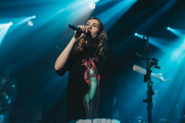 Oaas keset tööstusmaastikku