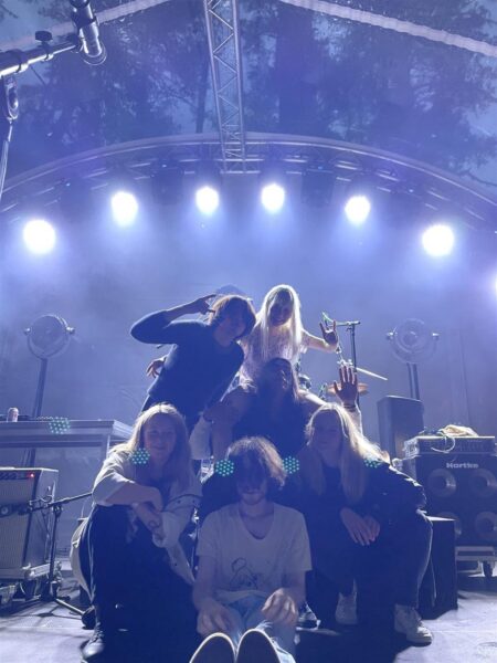 Nihestatud reaalsus Kauksi mändide all