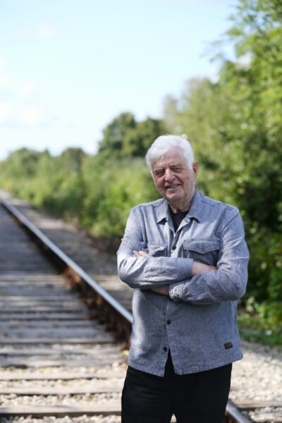 Maal, linnas, t&auml;naval v&otilde;i majas