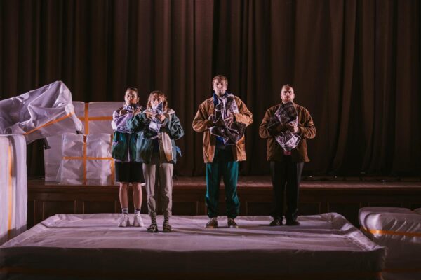 Kuidas p&uuml;hitseda pinnapealsust stiiliv&otilde;ttena?