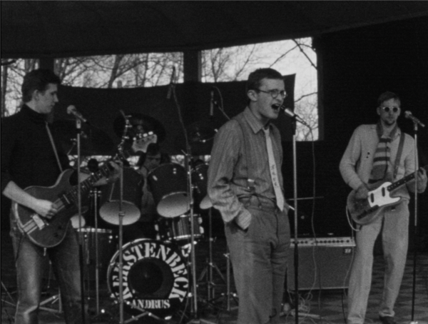 Veel tund k&otilde;igile p&auml;hekulunud pajatusi ja pillilugusid?