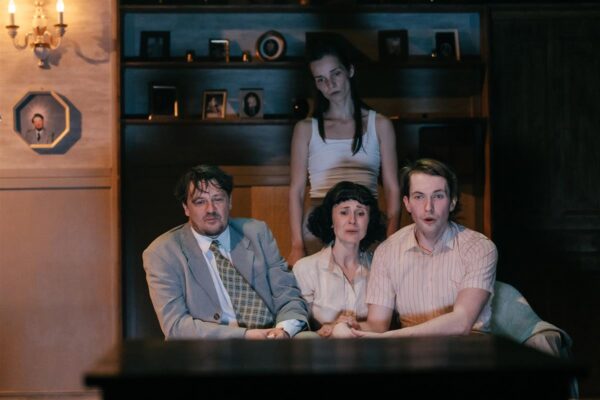 Kihvahammustustega Lottemaalt