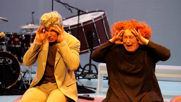 H&uuml;steeriaj&auml;rgne k&uuml;lmutatud kood