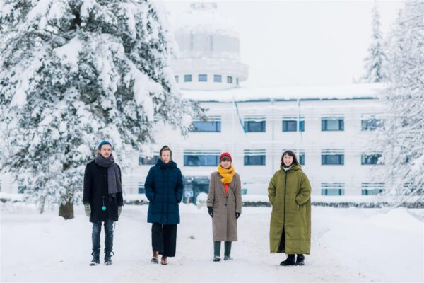 Kollektiivsus ja kollegiaalsus kui kunstnike ja teadlaste &uuml;hisosa