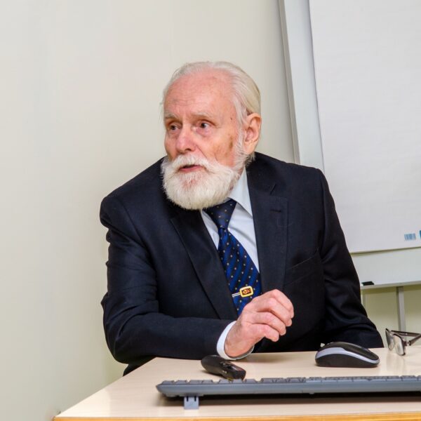 In memoriam Ivar Murdmaa