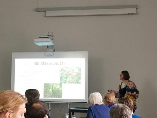 Teaduse ja pereelu &uuml;hildamine