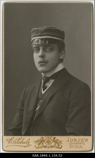 Kirjanik sõjaretkel