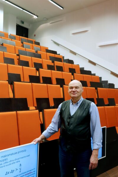 F&uuml;&uuml;sikalise maailmavaate eestk&otilde;neleja