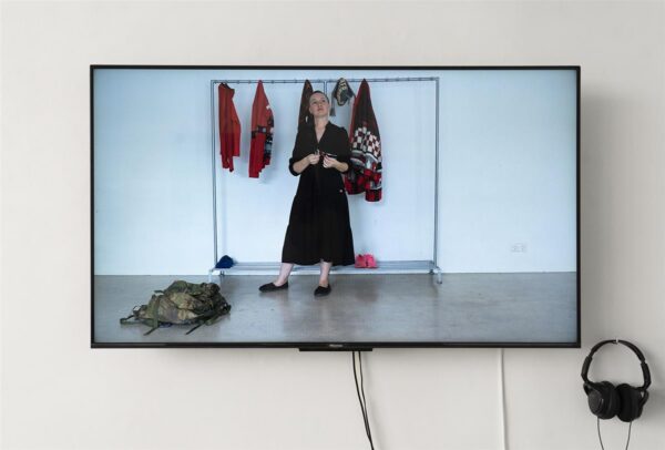 R&auml;&auml;gi mulle, kuidas sa end tunned,  aga &auml;ra &uuml;tle seda liiga karmilt, muidu ma ei kuule sind