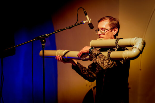 Tumesooja tämbriga pill