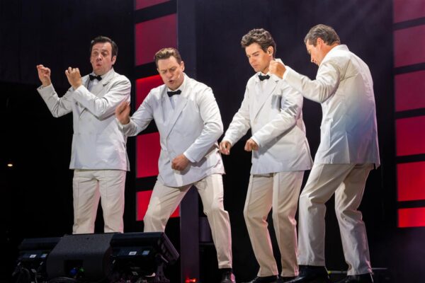 &bdquo;Rohelised niidud&ldquo; kui &otilde;nneliku oleviku aimdus