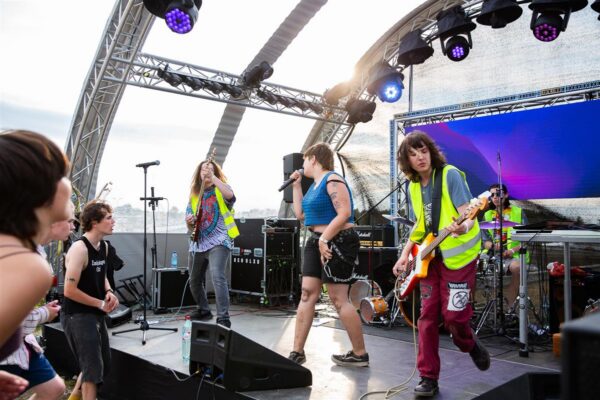 Laia haardega väikefestival