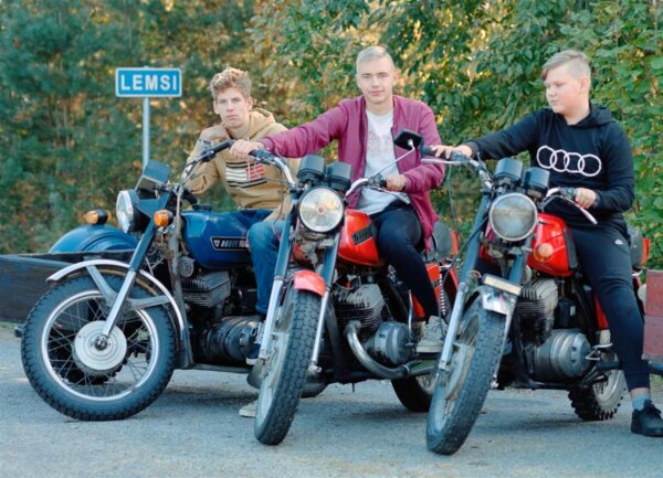 Kihnu mootorratta lugu. Kas mootorratas on kultuuripärand?