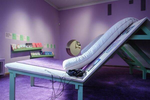 Kunst hakkab m&otilde;juma &uuml;ksnes koos teistega