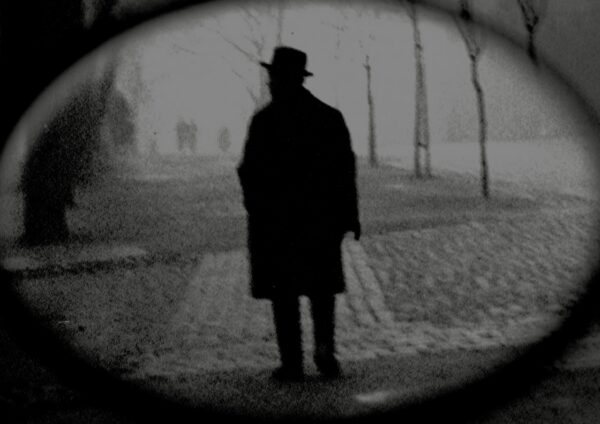 Kumus avanev Urmas Lüüsi näitus on sissevaade Eesti kodanluse sünnihetke