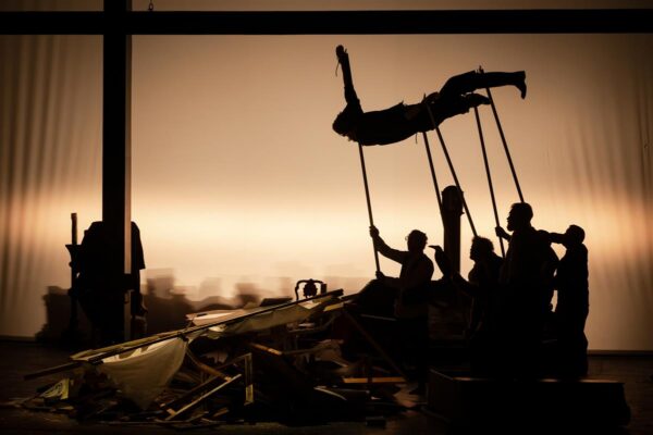 Maailma ja kunsti &otilde;nneks